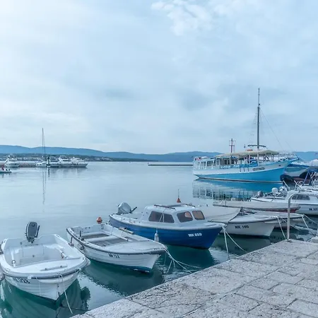 Apartment Bor - On The Beach Malinska Exterior foto