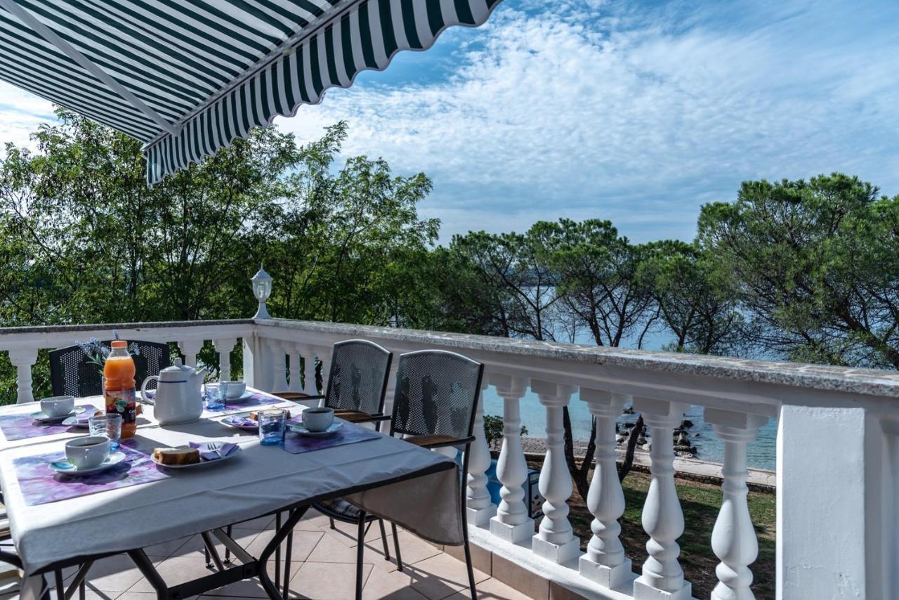 Bor - On The Apartman Malinska