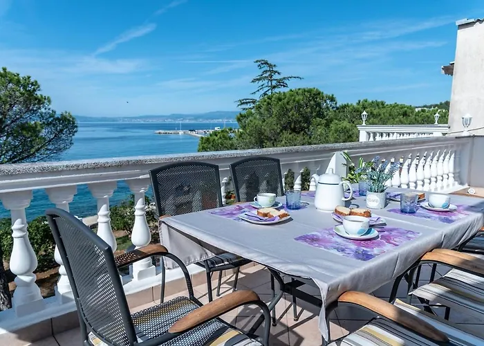 Apartment Bor - On The Beach